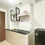 Homey And Warm Studio Transpark Juanda Bekasi Timur Apartment By Travelio
