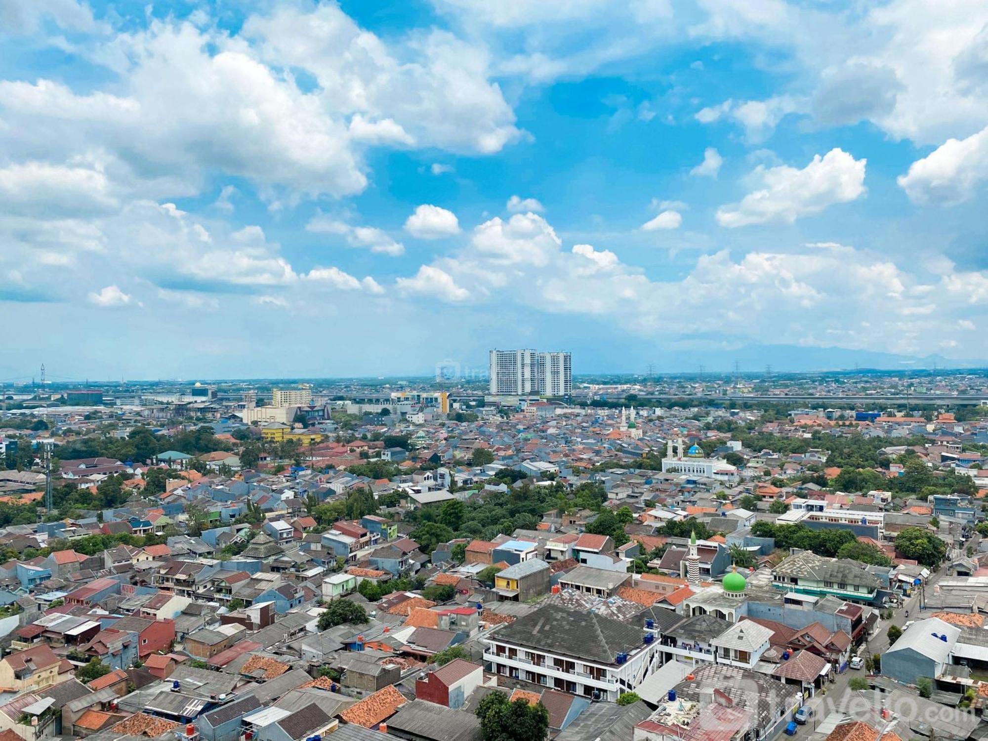 Apartemen Homey And Warm Transpark Juanda Timur By Travelio